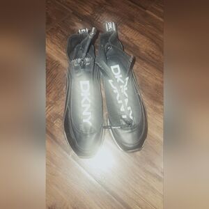 DKNY Women's Black Slip-On Sneakers